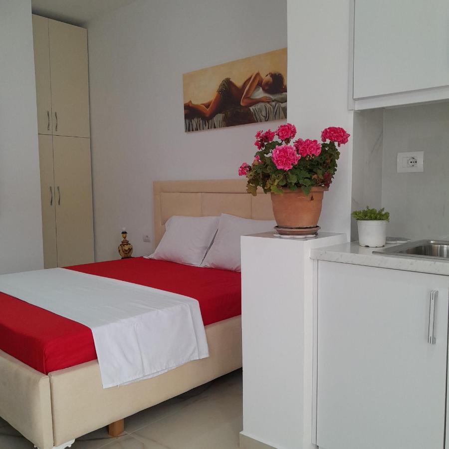 Denni'S Home Saranda Kültér fotó